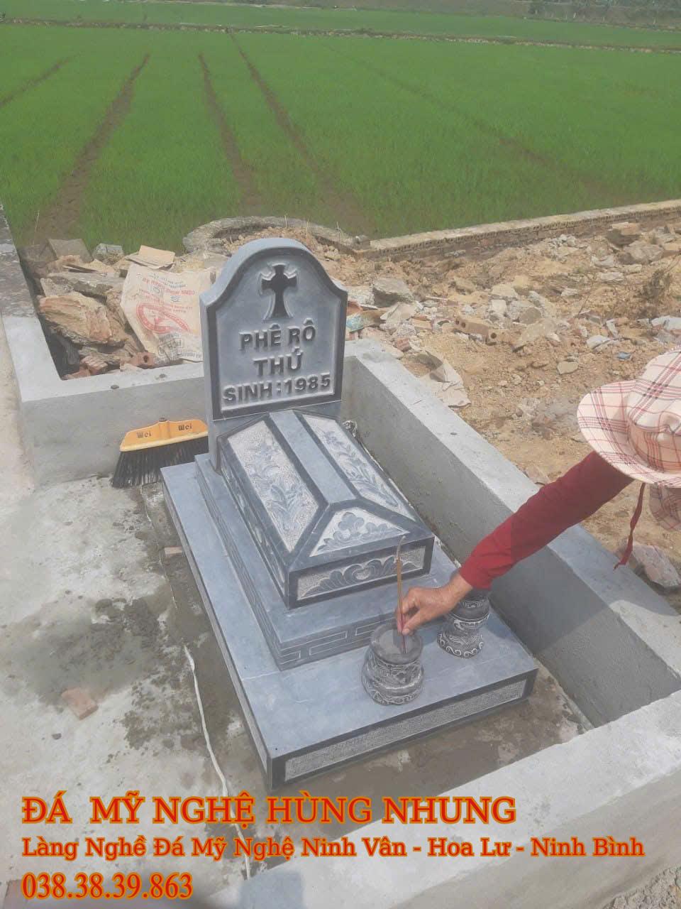 Mộ Đá Công Giáo - MCG01