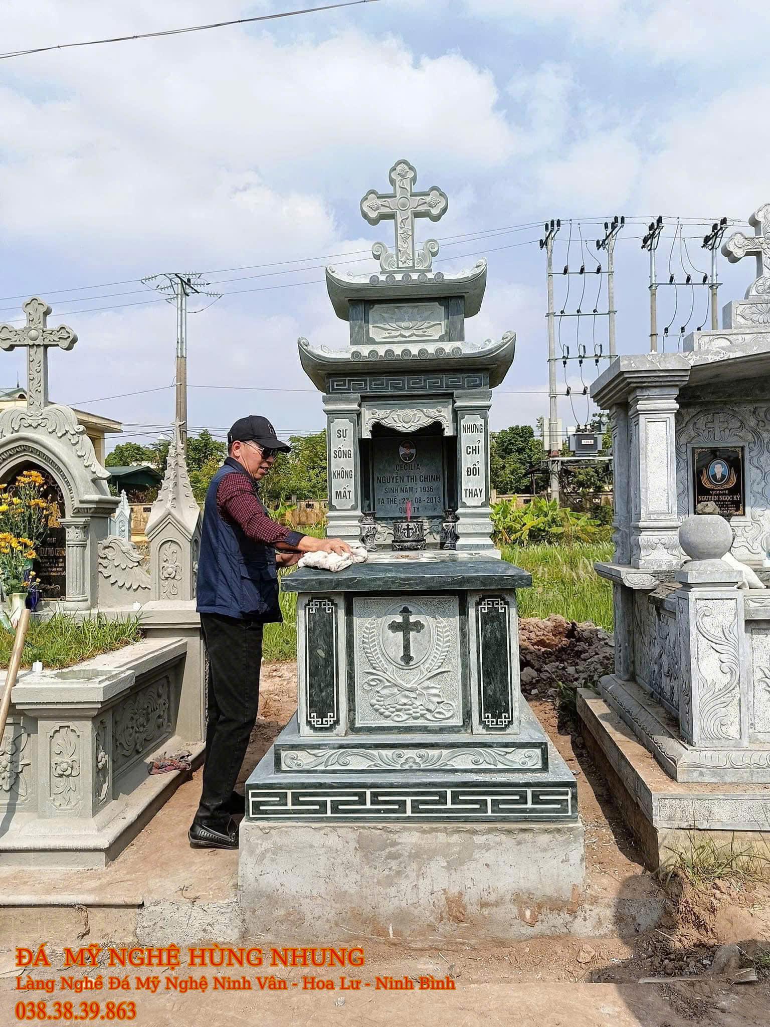 Mộ Đá Công Giáo - MCG22